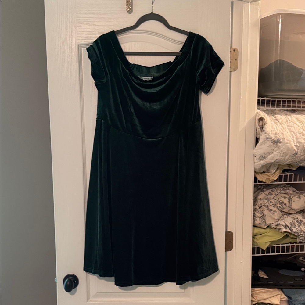 Grace Karin Dark Green Velvet Short Sleeve Mini Dress
